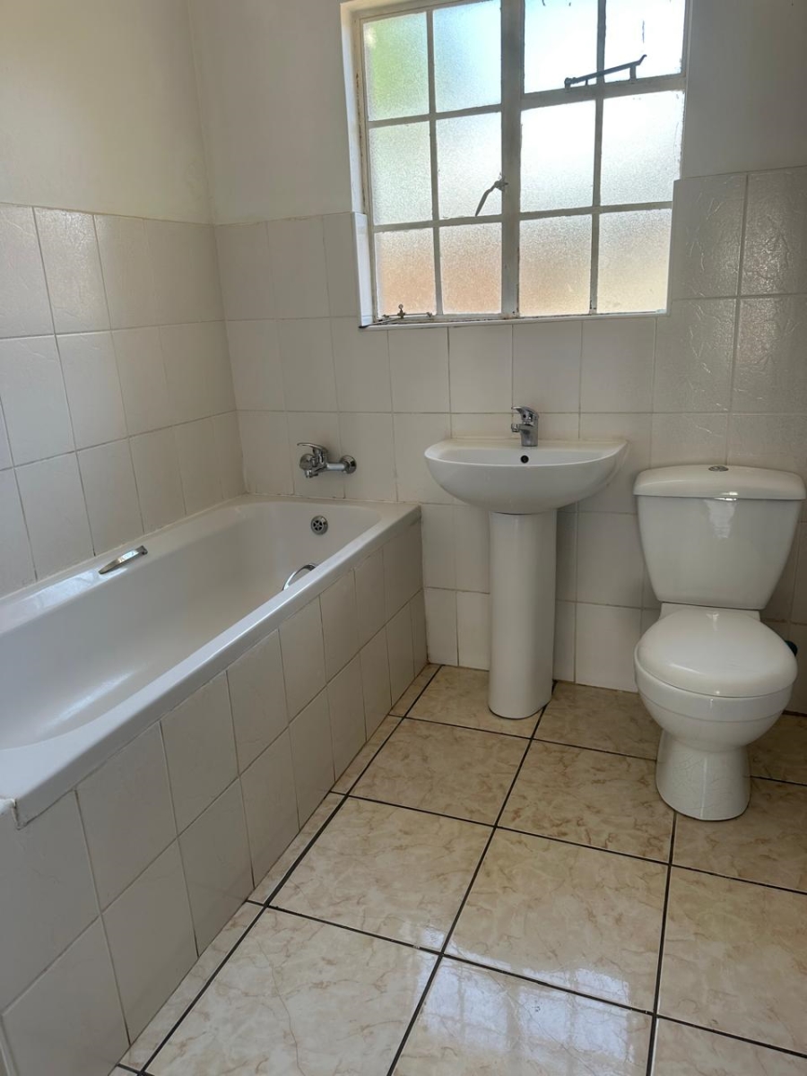 3 Bedroom Property for Sale in Mandela View Free State